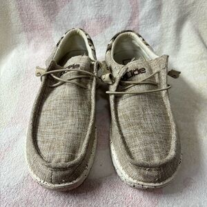 Hey Dude Men's Wally Funk Aztec
Biege Shoe Size 9